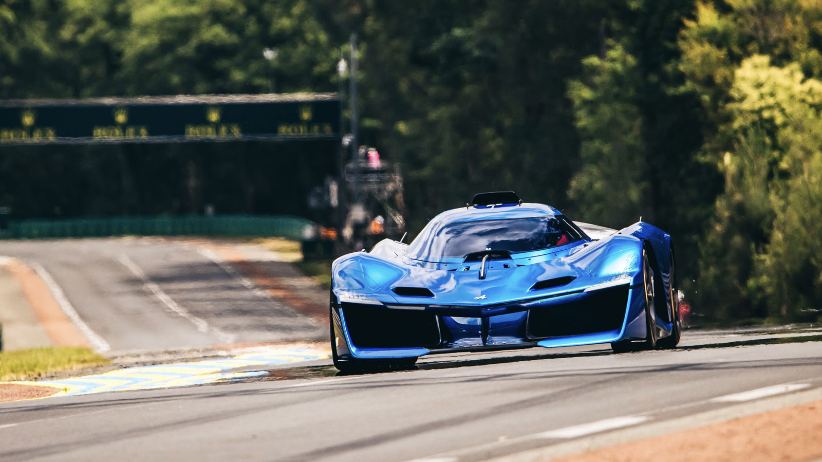 Alpine Alpenglow Hy6 prototype at Le Mans